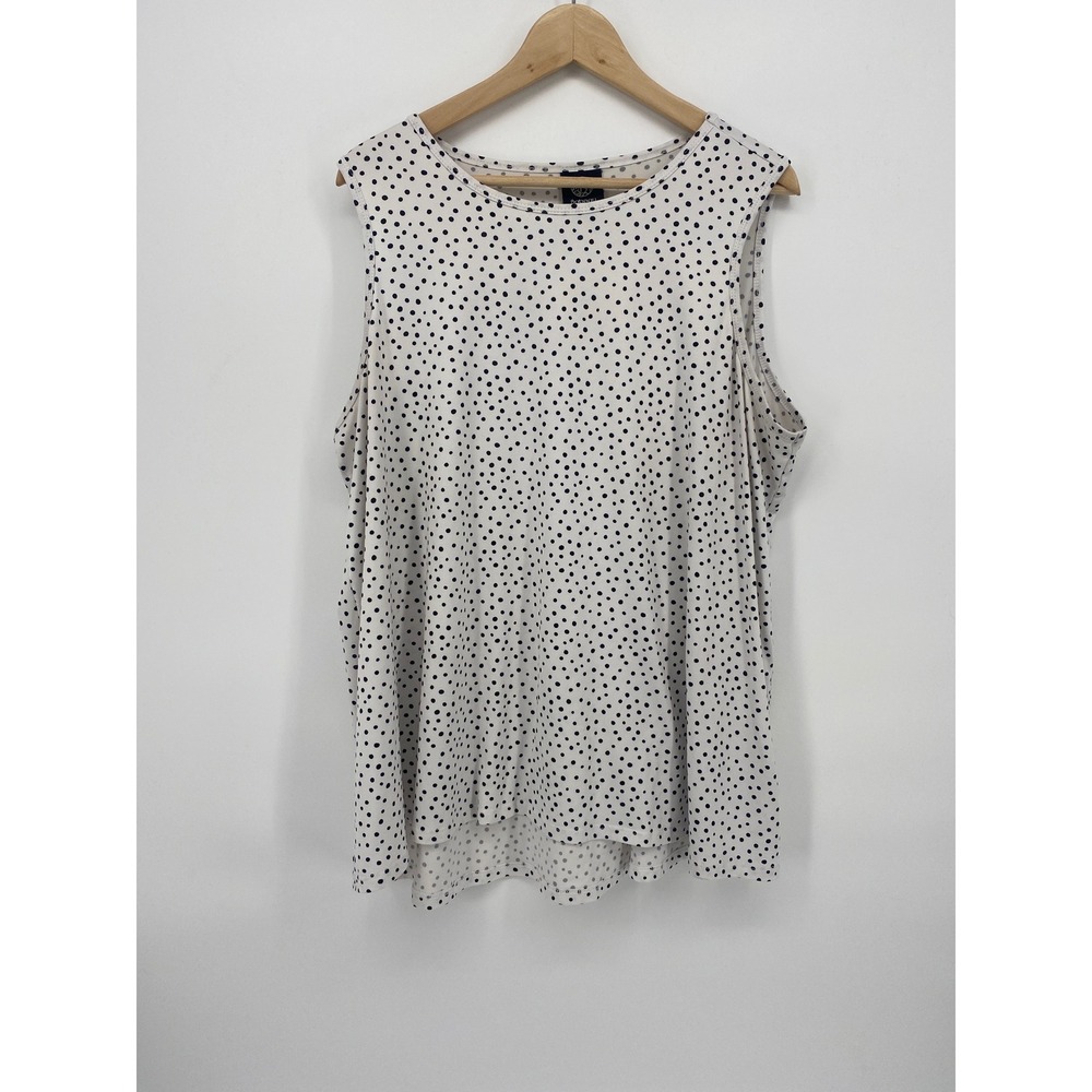 Bobeau Tank Top 2X White Excellent Polka Dot Sleeveless Knit Scoop Neck Top